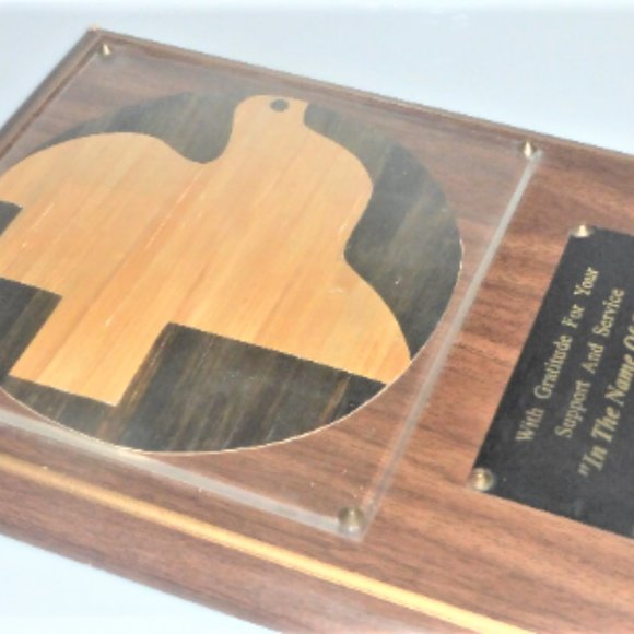 Crown Trophy MENNONITE Central COMMUNITY Plaque Award Handmade Bird Gratitude - Picture 2 of 5